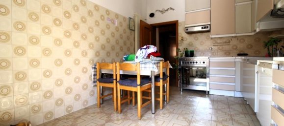 4-Zimmer Wohnung in Bologna, Italy, Nr. 96972 55
