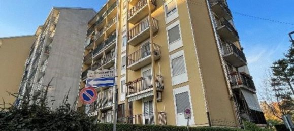 Studio in Limbiate, Italy, Nr. 6974 24