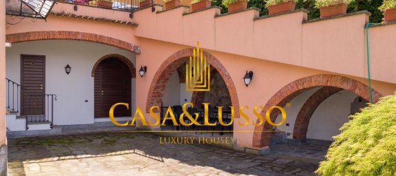 Dúplex de 7 dormitorios en Stresa, Italy No. 363924 14