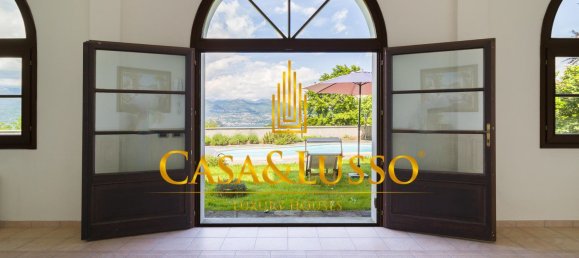 Dúplex de 7 dormitorios en Stresa, Italy No. 363924 8