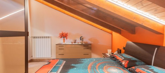 Дуплекс с 2 комнатами в Орнаго, Италия № 307639 2