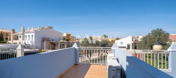 5 Schlafzimmer Villa in Quarteira, Portugal, Nr. 103727 23