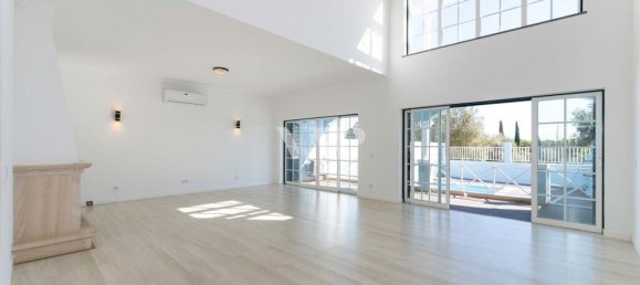 5 Schlafzimmer Villa in Quarteira, Portugal, Nr. 103727 2