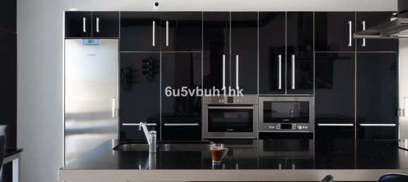 5 bedrooms Villa in Alhaurin de la Torre, Spain No. 135215 12