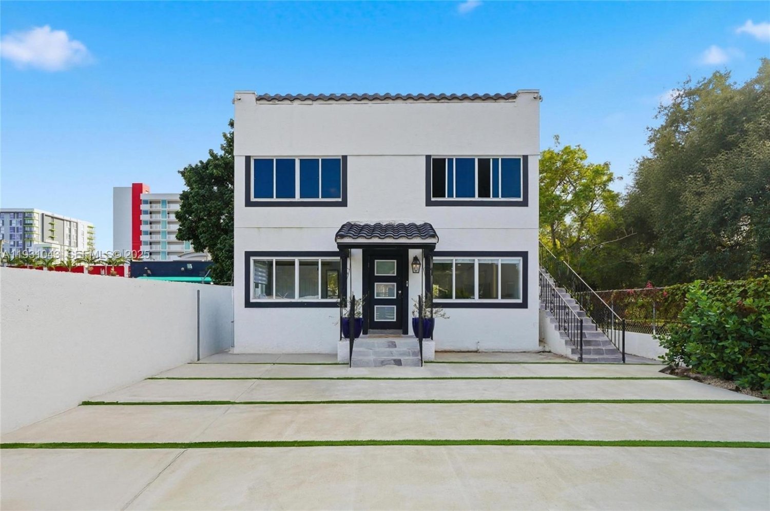 3 bedrooms Villa for rent in Miami, Miami-Dade, Florida, USA № 614731