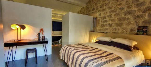 5 bedrooms House in Lot, France No. 301756 9