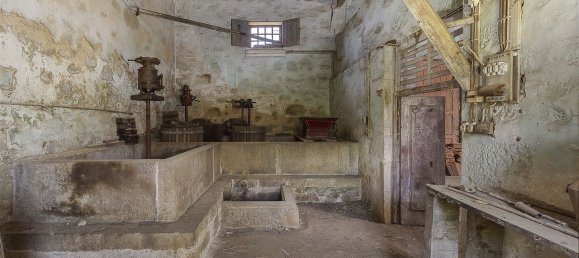 7 bedrooms House in Vila Nova de Gaia, Portugal No. 50998 3