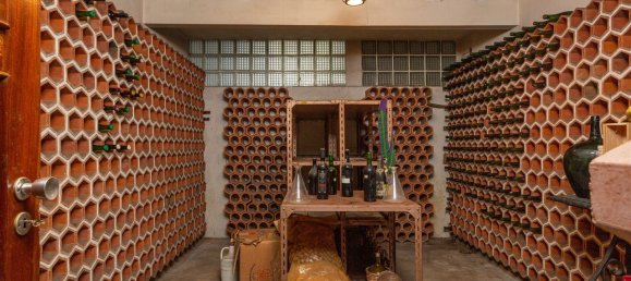 7 bedrooms House in Vila Nova de Gaia, Portugal No. 50998 2