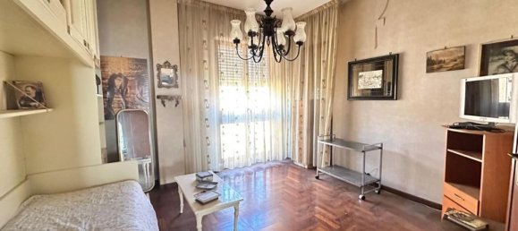 Apartamento de 4 dormitorios en Palermo, Italy No. 315600 17