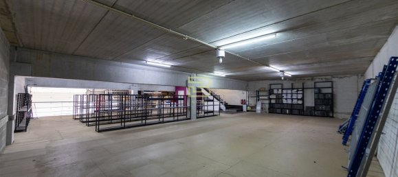 Lagerhaus in Ermesinde, Portugal 374m², Nr. 296704 21