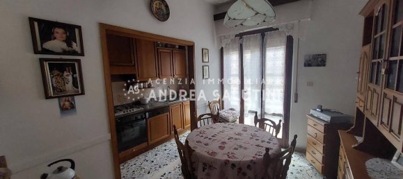 Дом с 4 спальнями в Кальчиная, Италия № 349648 6