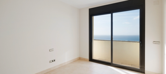 Ático de 3 dormitorios en Marbella, Spain No. 94881 20