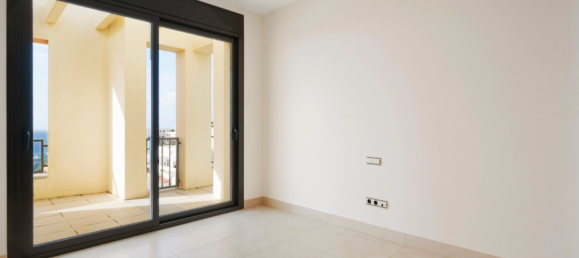 Ático de 3 dormitorios en Marbella, Spain No. 94881 21