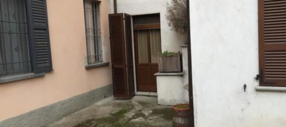 2-Zimmer Haus in Sannazzaro de' Burgondi, Italy, Nr. 193995 4