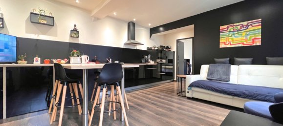 Edificio de 2 dormitorios en Chartres, France No. 151950 2