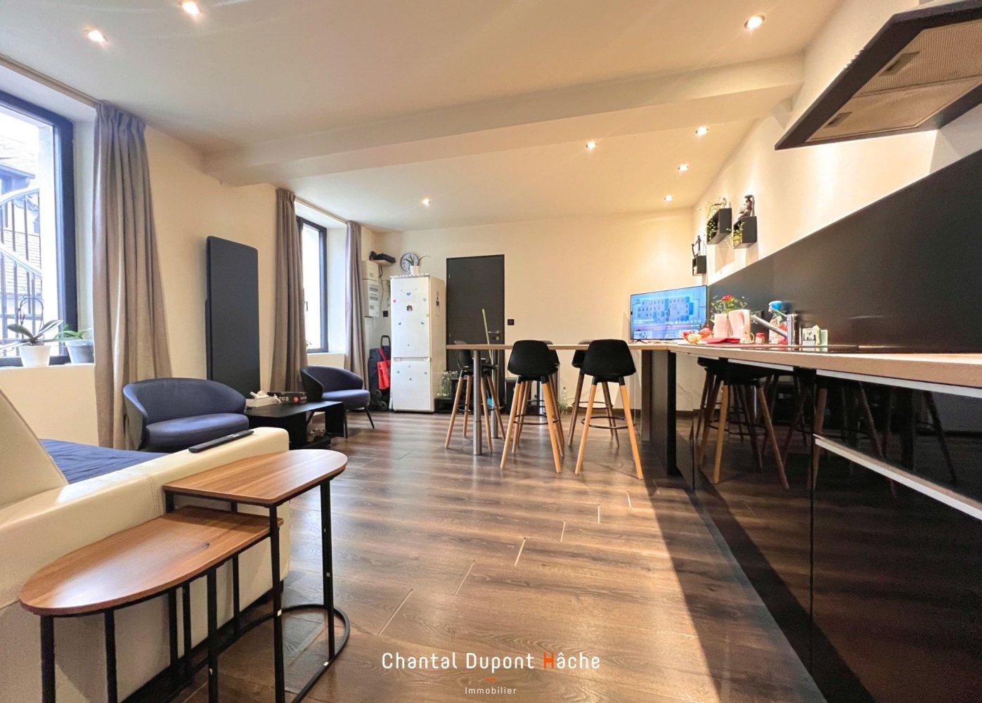 Edificio de 2 dormitorios en Chartres, France No. 151950