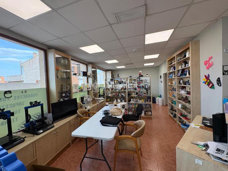  عقار تجاري في Ciempozuelos, Spain 67متر مربع رقم 218271