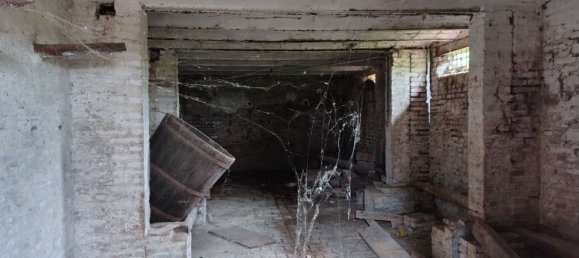 8 rooms House in Valsamoggia, Italy No. 8440 35