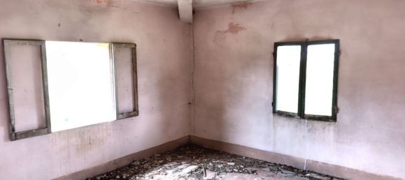 8 rooms House in Valsamoggia, Italy No. 8440 14