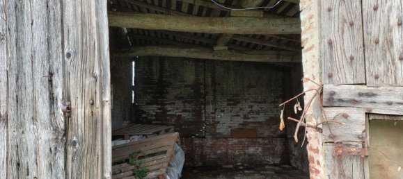 8 rooms House in Valsamoggia, Italy No. 8440 24