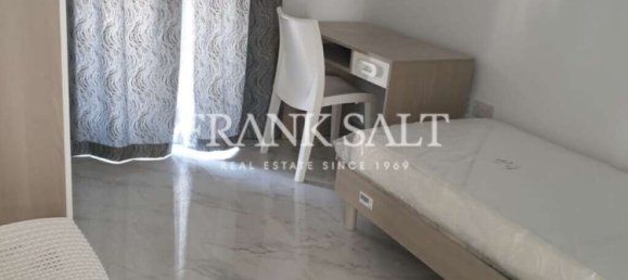 2 bedrooms Penthouse in Swieqi, Malta No. 4677 5