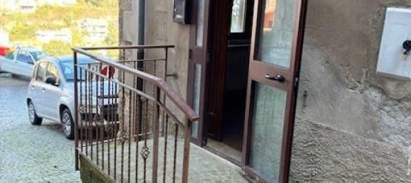 4غرفة شقة في Tolfa, Italy رقم 26770 18