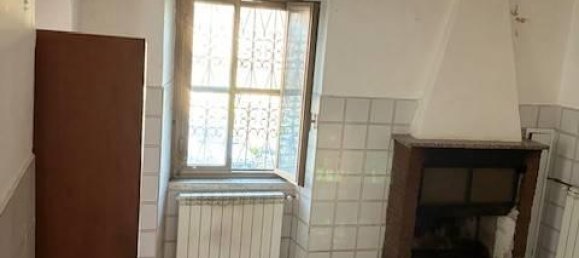 4غرفة شقة في Tolfa, Italy رقم 26770 81