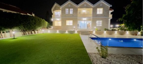 5 bedrooms Villa in Limassol, Cyprus No. 10097 7