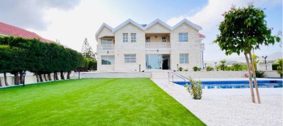 5 bedrooms Villa in Limassol, Cyprus No. 10097 6