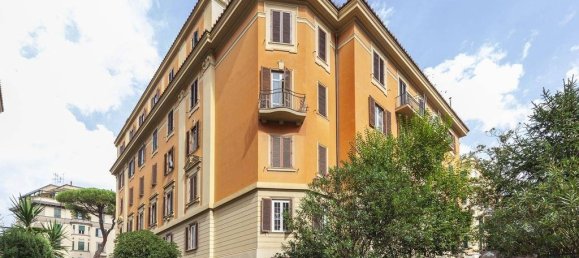 2 Schlafzimmer Wohnung in Rome, Italy, Nr. 276824 9