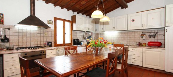 6 bedrooms Land in Sinalunga, Italy No. 178537 2