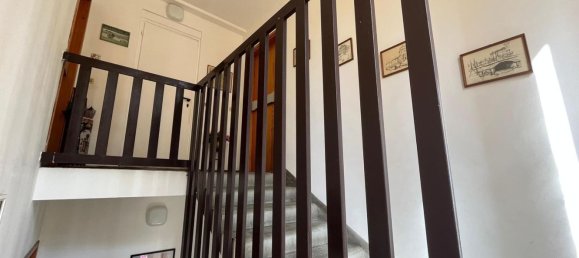 Квартира с 4 комнатами в Ливорно, Италия № 144143 7