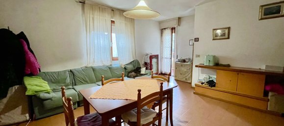 Квартира с 4 комнатами в Ливорно, Италия № 144143 8