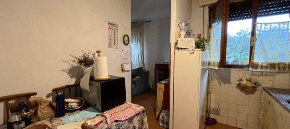 Квартира с 4 комнатами в Ливорно, Италия № 144143 14