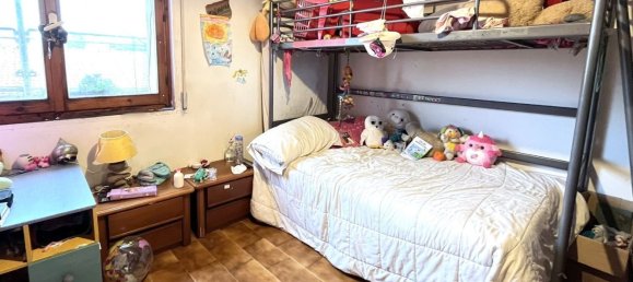 Квартира с 4 комнатами в Ливорно, Италия № 144143 18