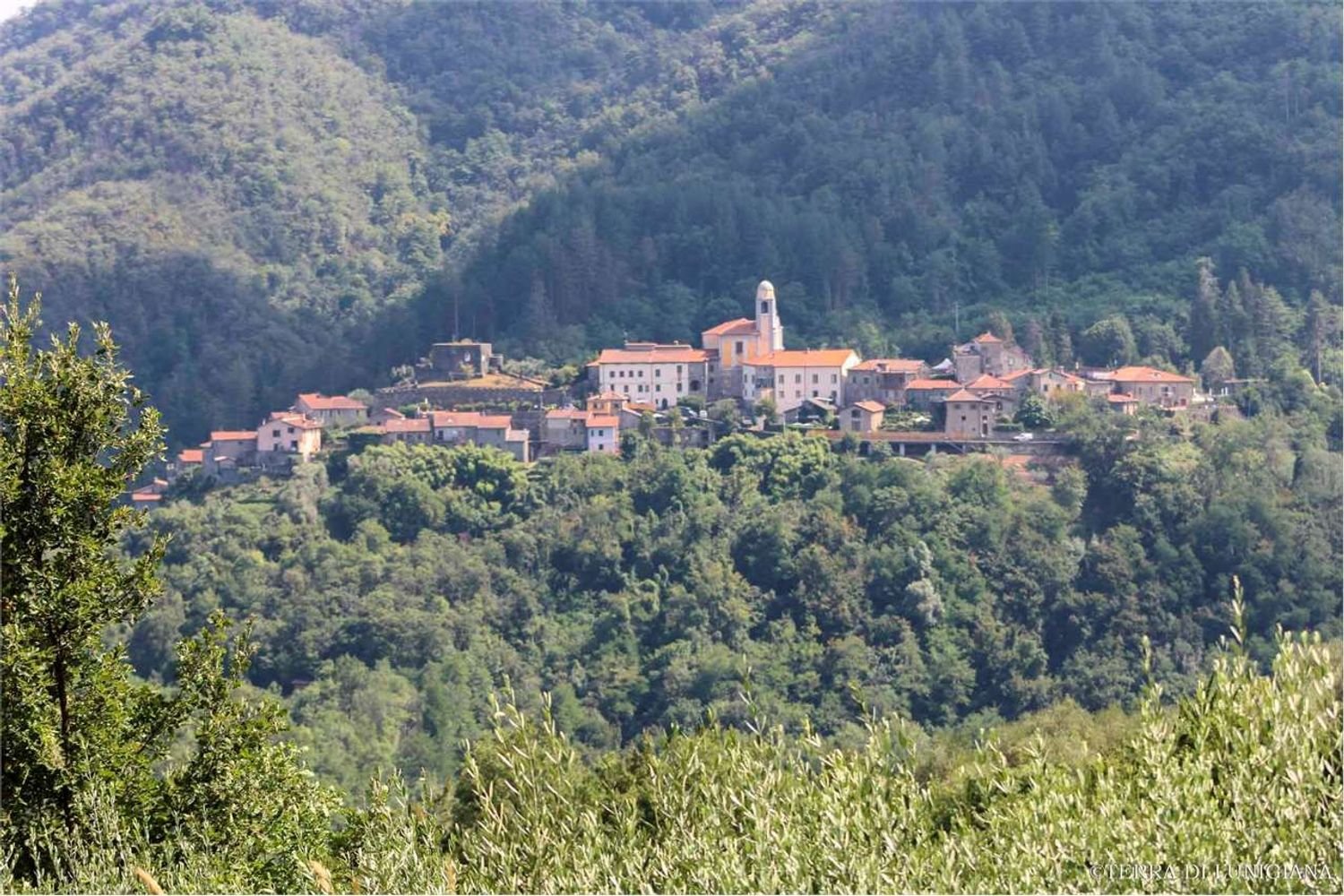 Gebäude in Mulazzo, Italy 290m², Nr. 146560