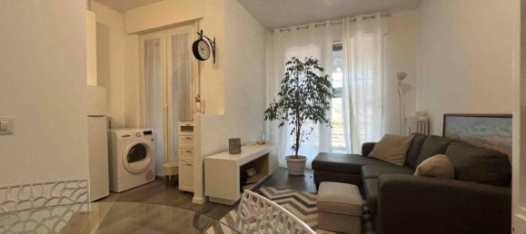 2-salle Appartement à Sesto Calende, Italy No. 35996 2