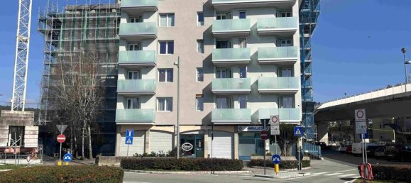 2-salle Appartement à Sesto Calende, Italy No. 35996 14