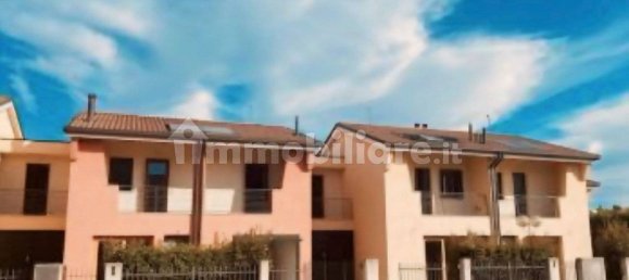 Дом с 3 спальнями в Кастельфранко Венето, Италия № 218659 21