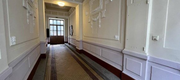 2 rooms Apartment in Penzing, Austria No. 62430 2