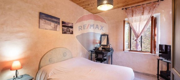 Дом с 5 комнатами в Серра Сан Квирико, Италия № 6019 13