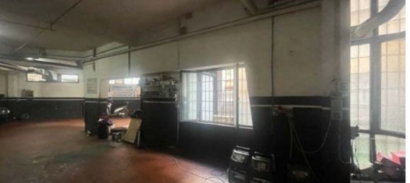 391m² Commercial property in Rome, Italy No. 303789 5