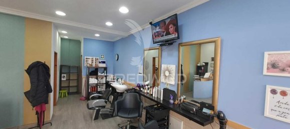 Gewerbliche Immobilie in Barreiro, Portugal 49m², Nr. 154564 8