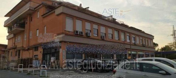 5 rooms Apartment in Rome, Italy No. 292263 44