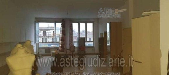 5 rooms Apartment in Rome, Italy No. 292263 16