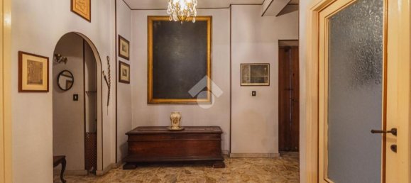 5 Schlafzimmer Wohnung in Rome, Italy, Nr. 320968 2