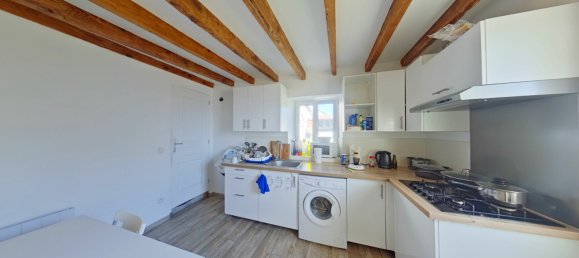 6 bedrooms House in Saint-Hippolyte, France No. 156003 11