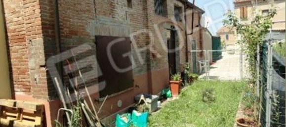 4 rooms House in Ferrara, Italy No. 293224 32
