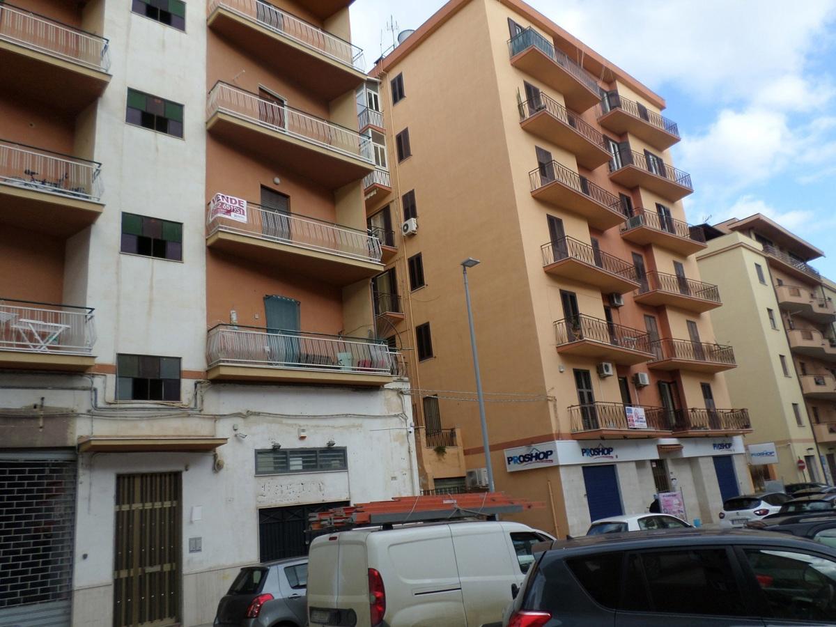4 rooms Apartment in Agrigento, Italy No. 108041
