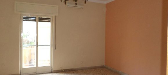 4 rooms Apartment in Agrigento, Italy No. 108041 3